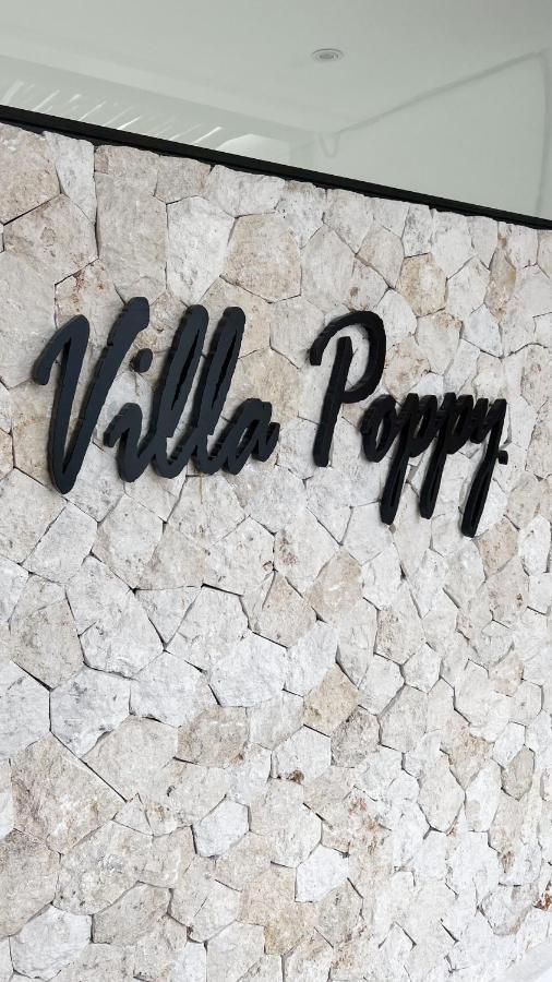 Villa Poppy Bumbak ชังกู ภายนอก รูปภาพ